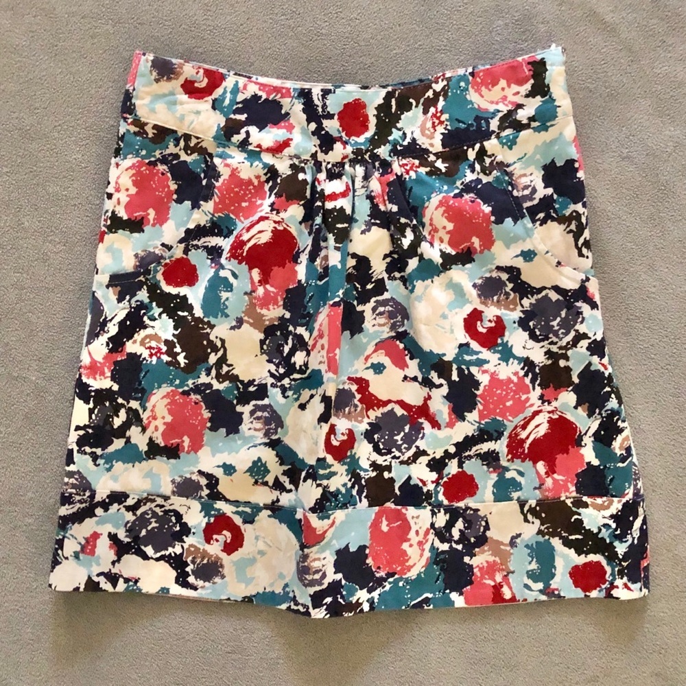 Francesca’s 100% Cotton Abstract Floral Print Mini Skirt Red White Blue Small